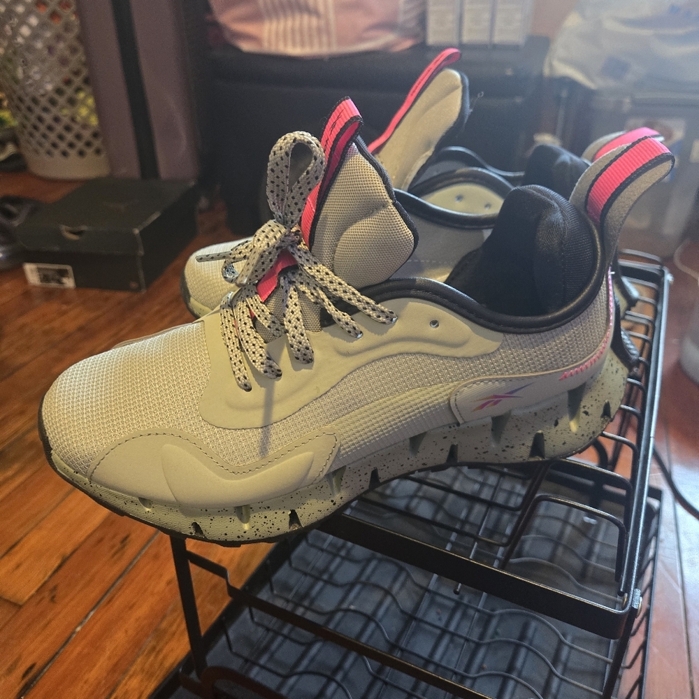Womens reeboks